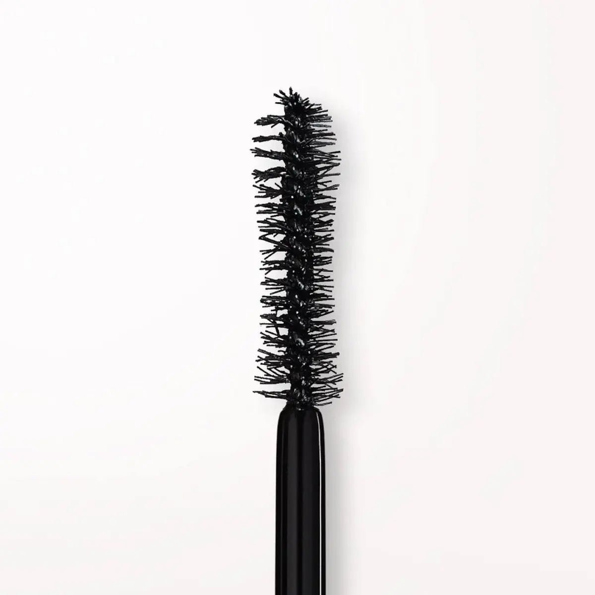 stila HUGE Extreme Lash Mascara - Intense Black, Volume & Length, No Clump or Smudge, 0.44 Fl Oz Avelisse