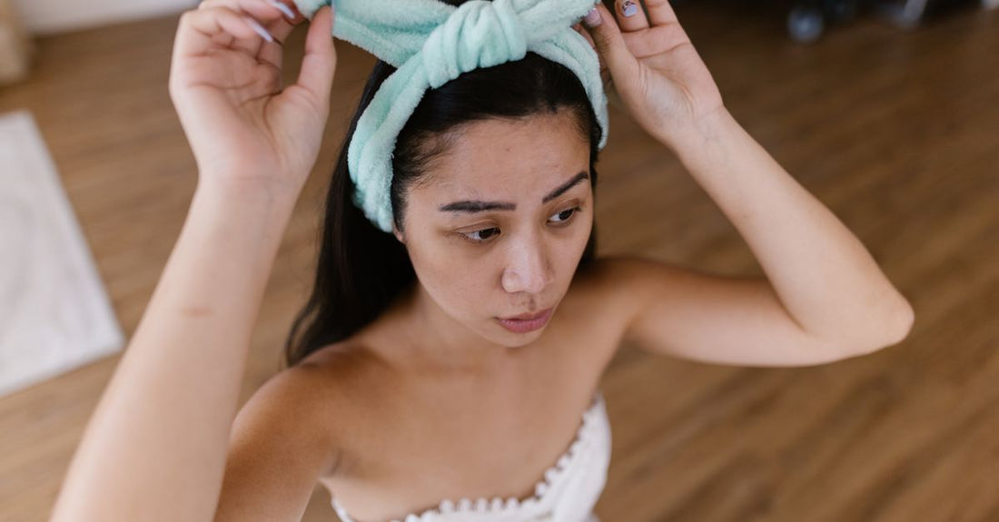 Best headband for washing face UK spa headband flatlay on white background