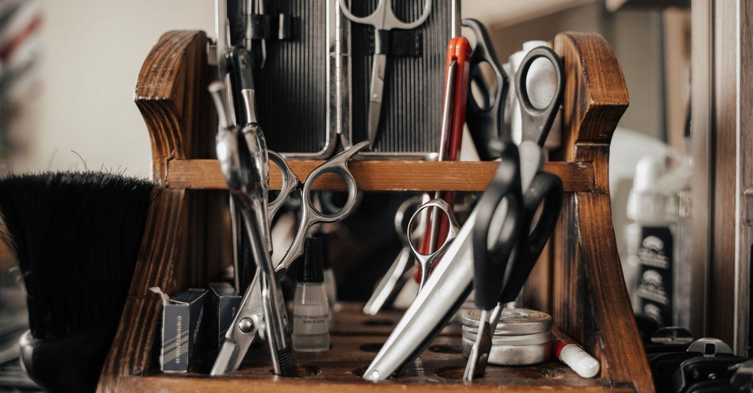 Assortment of best cartridges 2026 arranged on a clean surface with a razor handle, highlighting blade technology for a smooth shave.