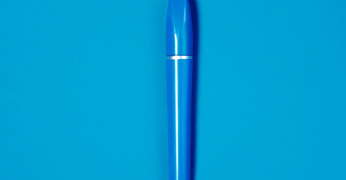 Hair mascara and root touch up products arranged on a flat surface, illustrating how to choose hair mascaras & root touch ups UK.