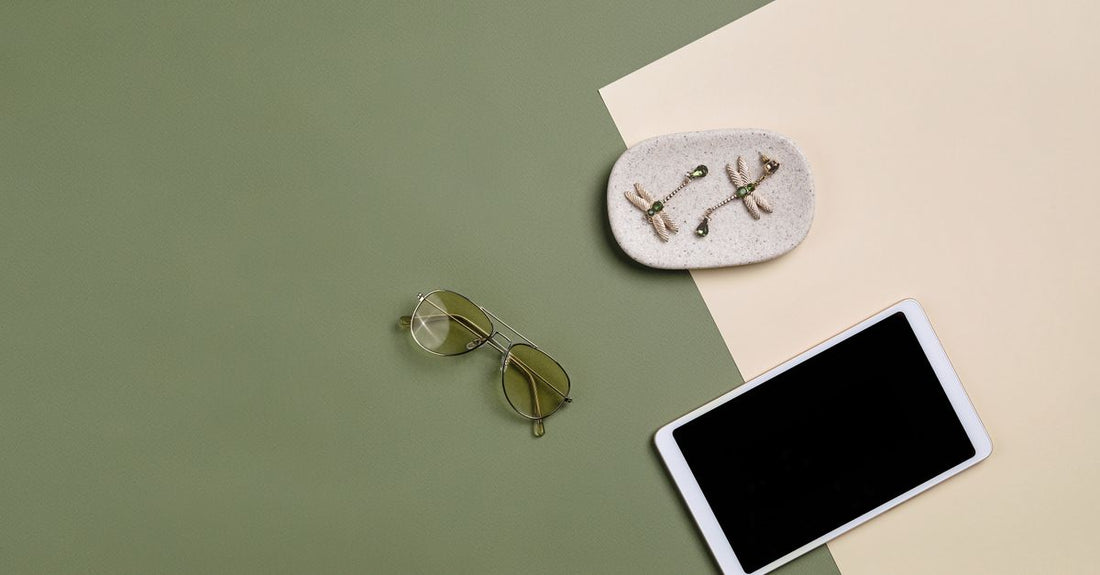 A flatlay of various hair clips on a light surface, illustrating a clips buying guide for damage-free styling.