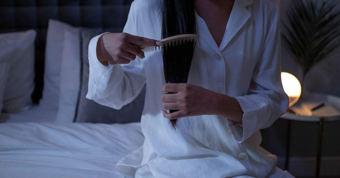 A wooden comb set arranged on a neutral background, illustrating a hair combs buying guide for value-driven shoppers.