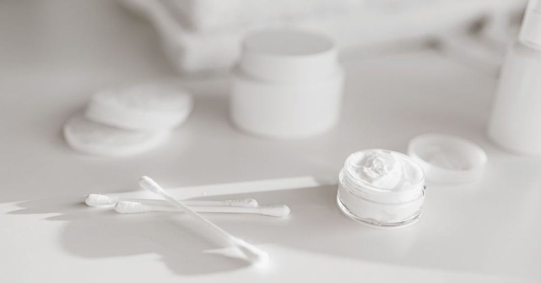 Best facial peels UK 2026: glycolic acid pads in a container.