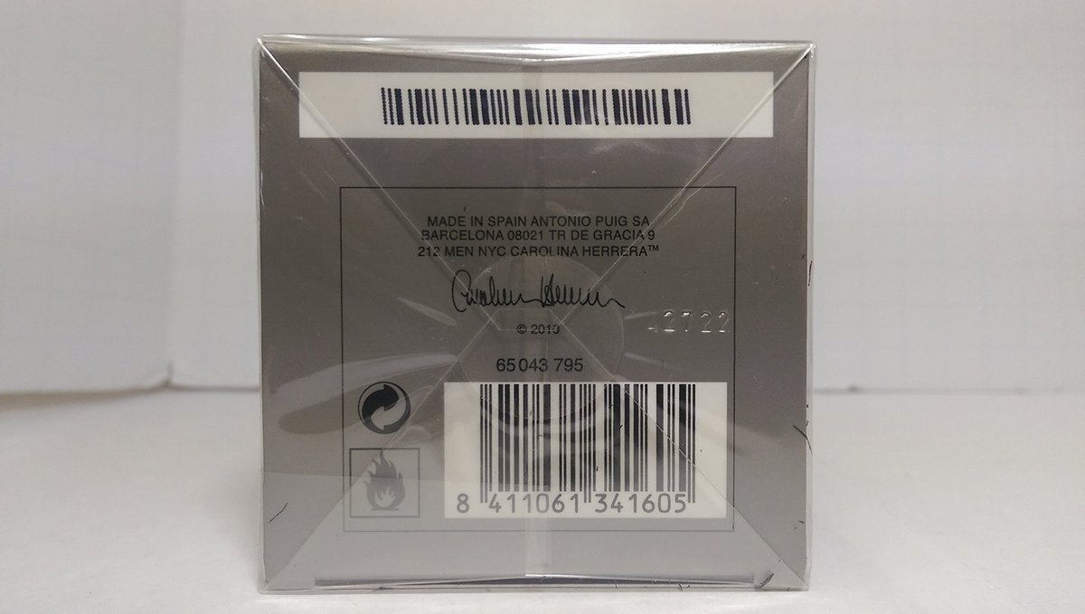 Carolina Herrera 212 Men EDT Spray - Fresh Green and Spicy Sandalwood Scent, 3.4 oz Avelisse