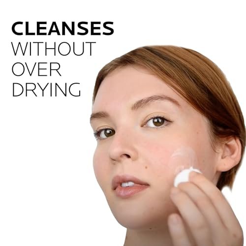 La Roche-Posay Toleriane Dermo Facial Cleanser for Face & Eyes - Gentle Face Wash and Makeup Remover, Milky Texture, Fragrance Free, Preservative Free Avelisse