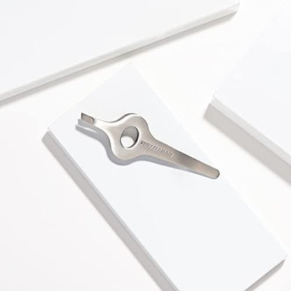 Tweezerman Wide Grip Slant Tweezer – Precision Stainless Steel Tweezers for Expert Eyebrow Grooming Avelisse