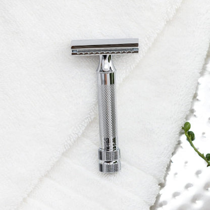 Merkur Mk34c Double Edge Safety Razor – Heavy Duty Short Handle, Bright Chrome, 1 Count Avelisse