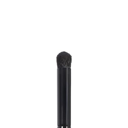 e.l.f. Eye Contour Brush - Soft Synthetic Bristles for Precise Definition, Vegan & Cruelty-Free