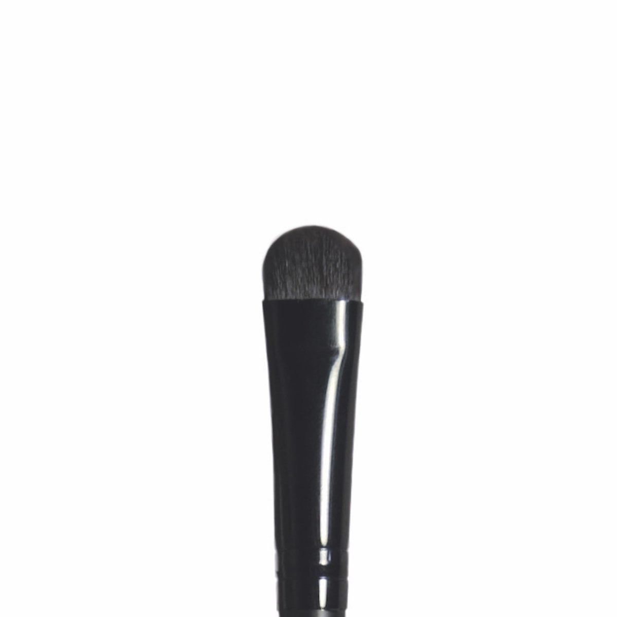 e.l.f. Eyeshadow "C" Brush – Curved Eyeshadow Brush for Blending & Diffusing, Smoky Eye Essential, Vegan & Cruelty-Free - görsel 3