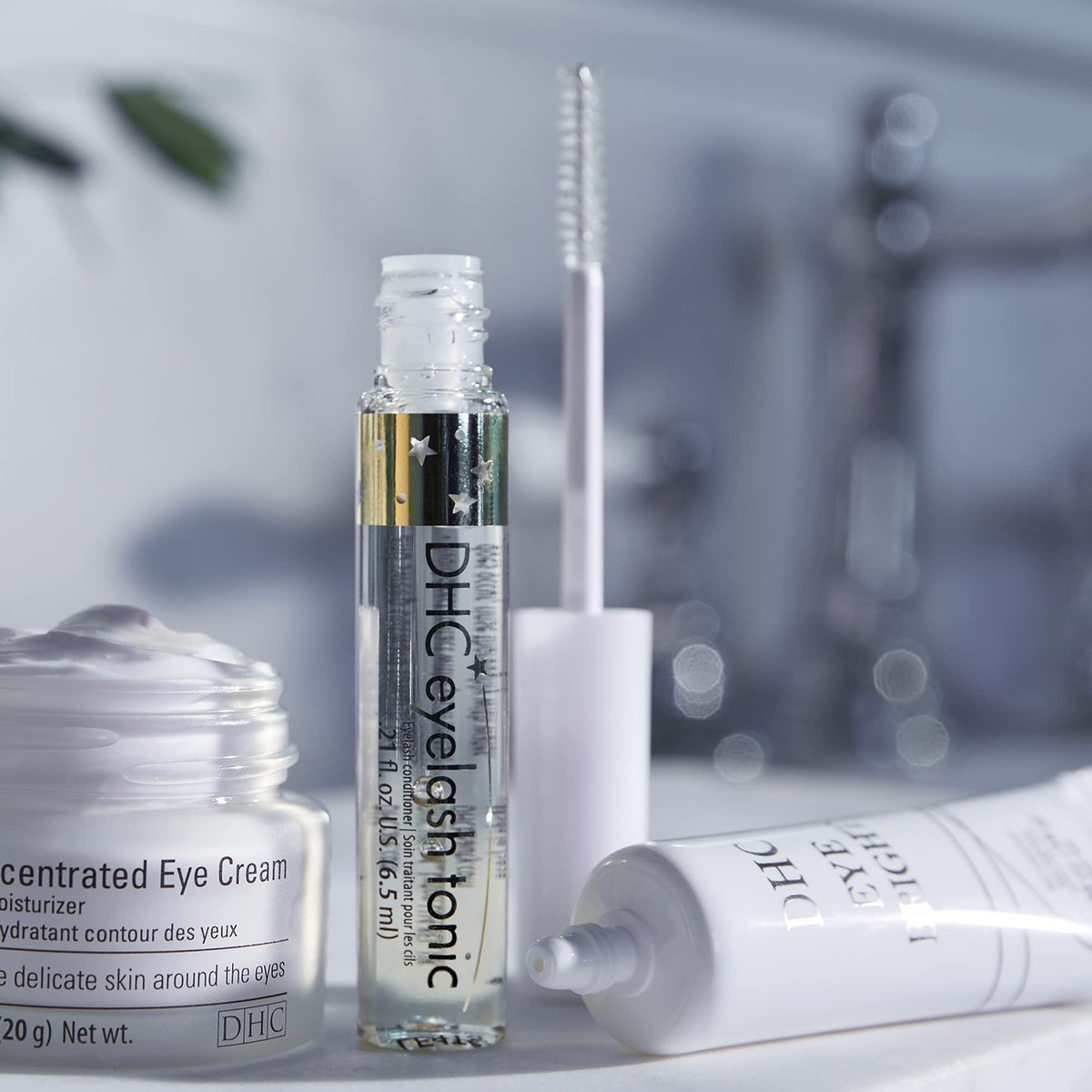 DHC Eyelash Tonic - Nourishing Lash Serum for Longer, Fuller Lashes (0.21 fl oz) Avelisse