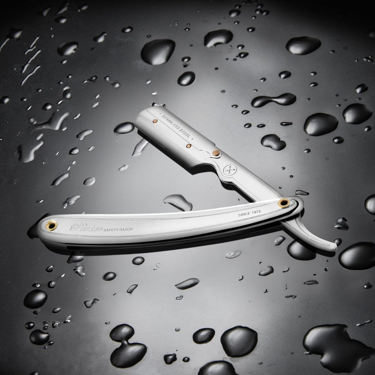 Parker SR1 Stainless Steel Straight Edge Barber Razor – Professional Shavette with 5 Premium Platinum Half Blades for Close, Smooth Shaves Avelisse