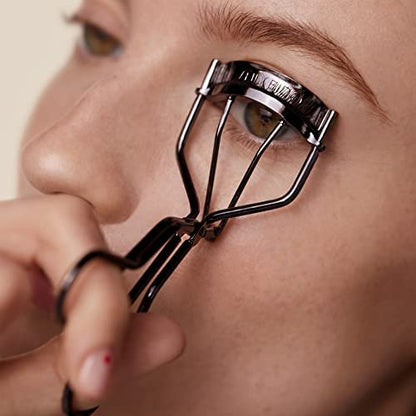 Shiseido Eyelash Curler – Precision Crimp & Curl for Perfect Eye-Framing Lashes, Gentle & Safe with Replacement Pad Avelisse