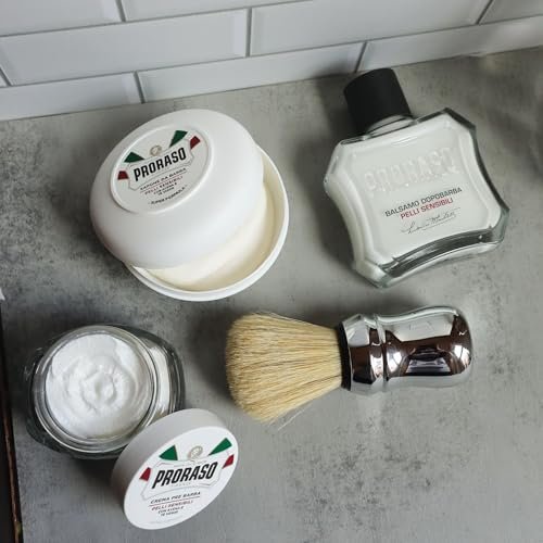 Proraso Pre Shave Conditioning Cream - Sandalwood Oil & Shea Butter - Moisturizing & Nourishing for Coarse or Hard Beards - Premium Italian Pre Shave Cream - 3.6 oz Avelisse