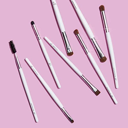 e.l.f. Small Eyeshadow Brush – Precision Eye Contouring & Blending Brush with Curved Design, Vegan & Cruelty-Free