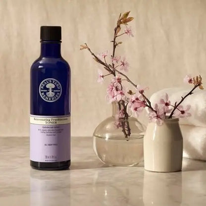 Neal's Yard Remedies Rejuvenating Frankincense Toner - Hydrating Facial Toning Lotion for Refined Skin, Vegan & Cruelty-Free, 200ml Avelisse
