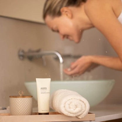 AHAVA Refreshing Cleansing Gel – Soapless Face Wash with Osmoter, Ginger Root & Vitamin E, 3.4 Fl Oz Avelisse