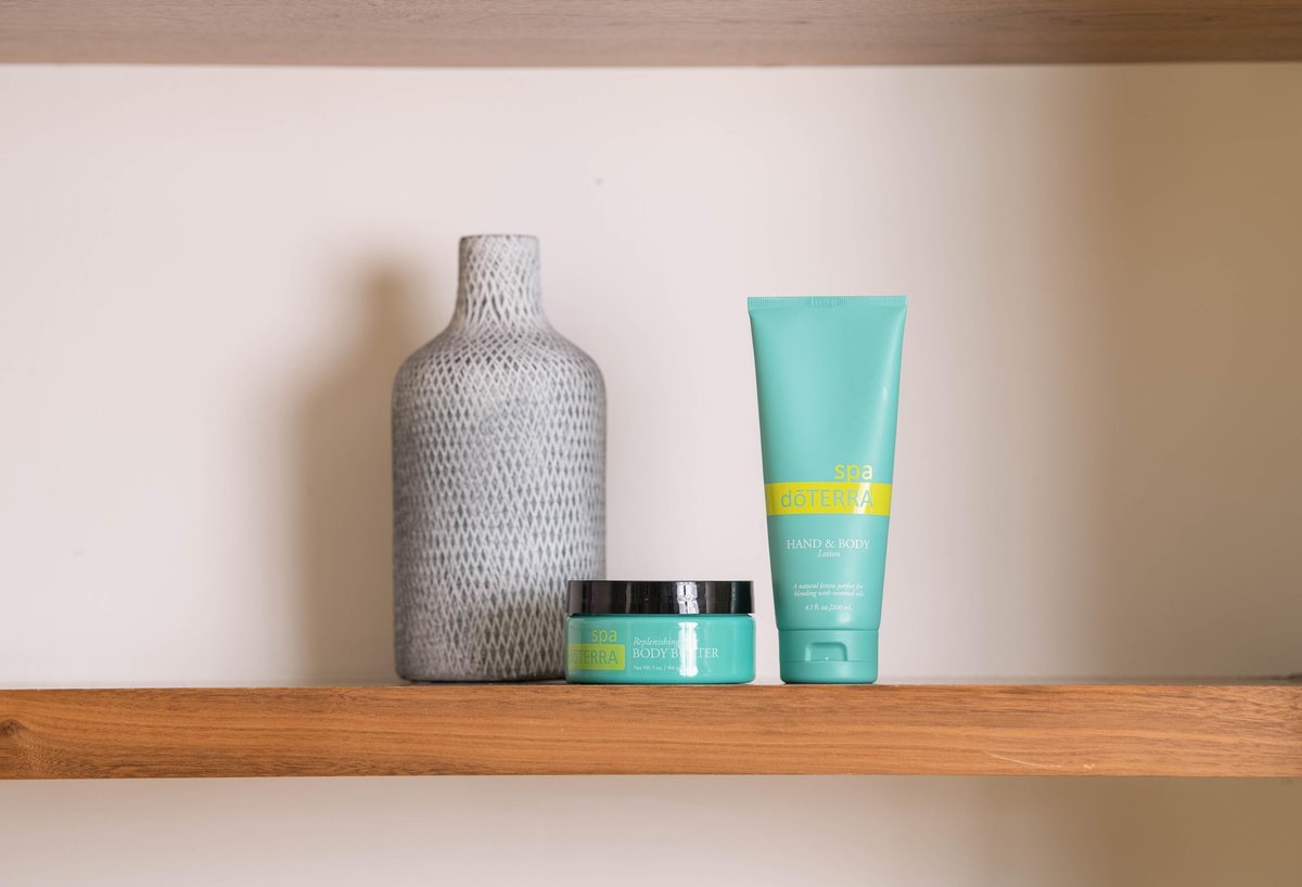doTERRA Spa Hand & Body Lotion 3-Pack - Moisturizing Essential Oil Lotion - görsel 2