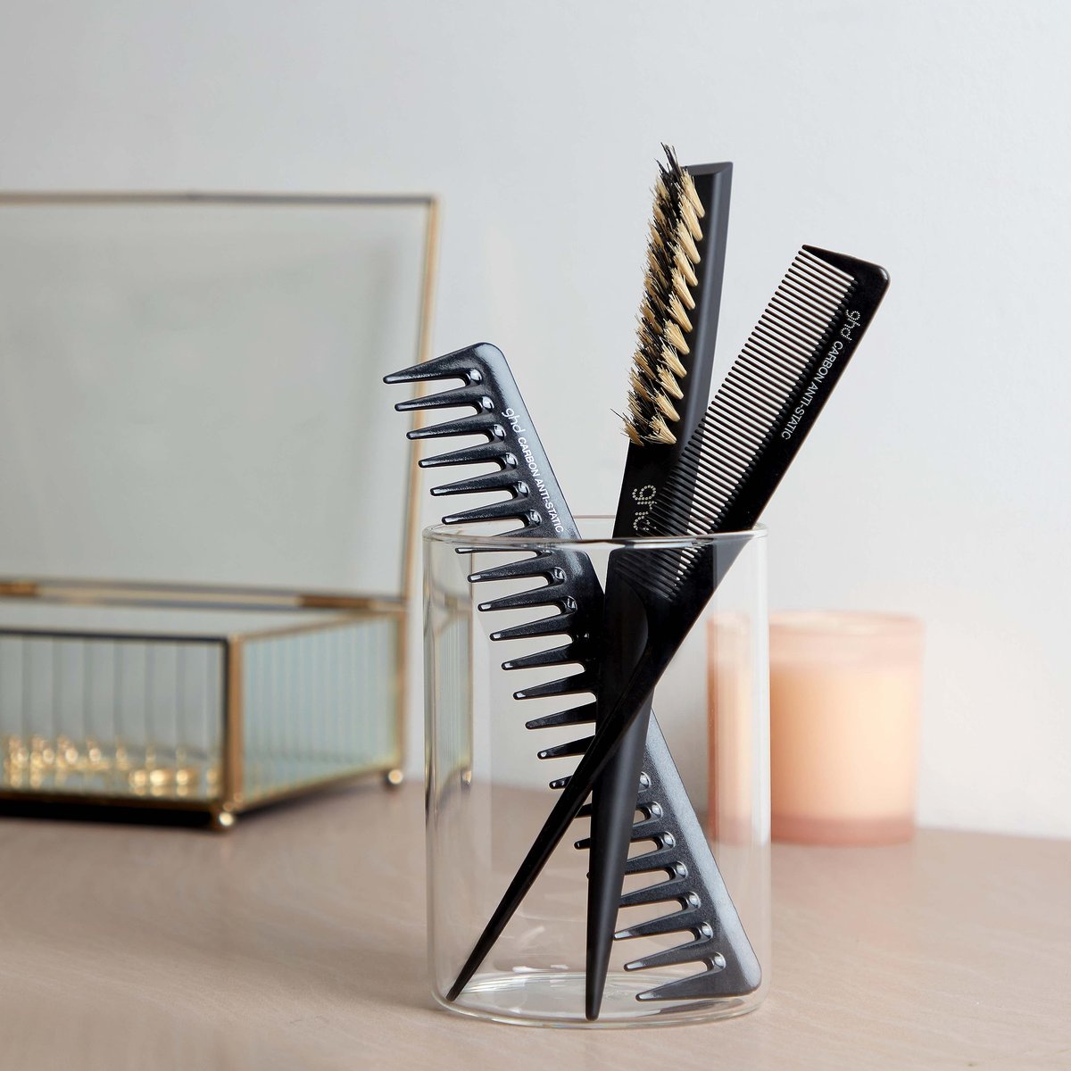 ghd The Final Touch Narrow Dressing Brush - Black Boar Bristle Hair Brush for Fine Hair - görsel 11