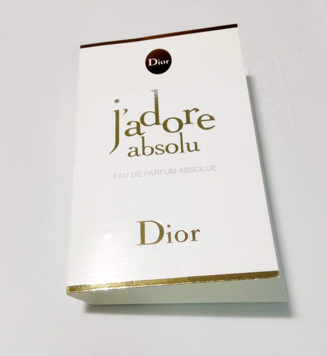 Dior J'adore Eau de Parfum Spray for Women - 0.03 oz Sample Spray - görsel 3