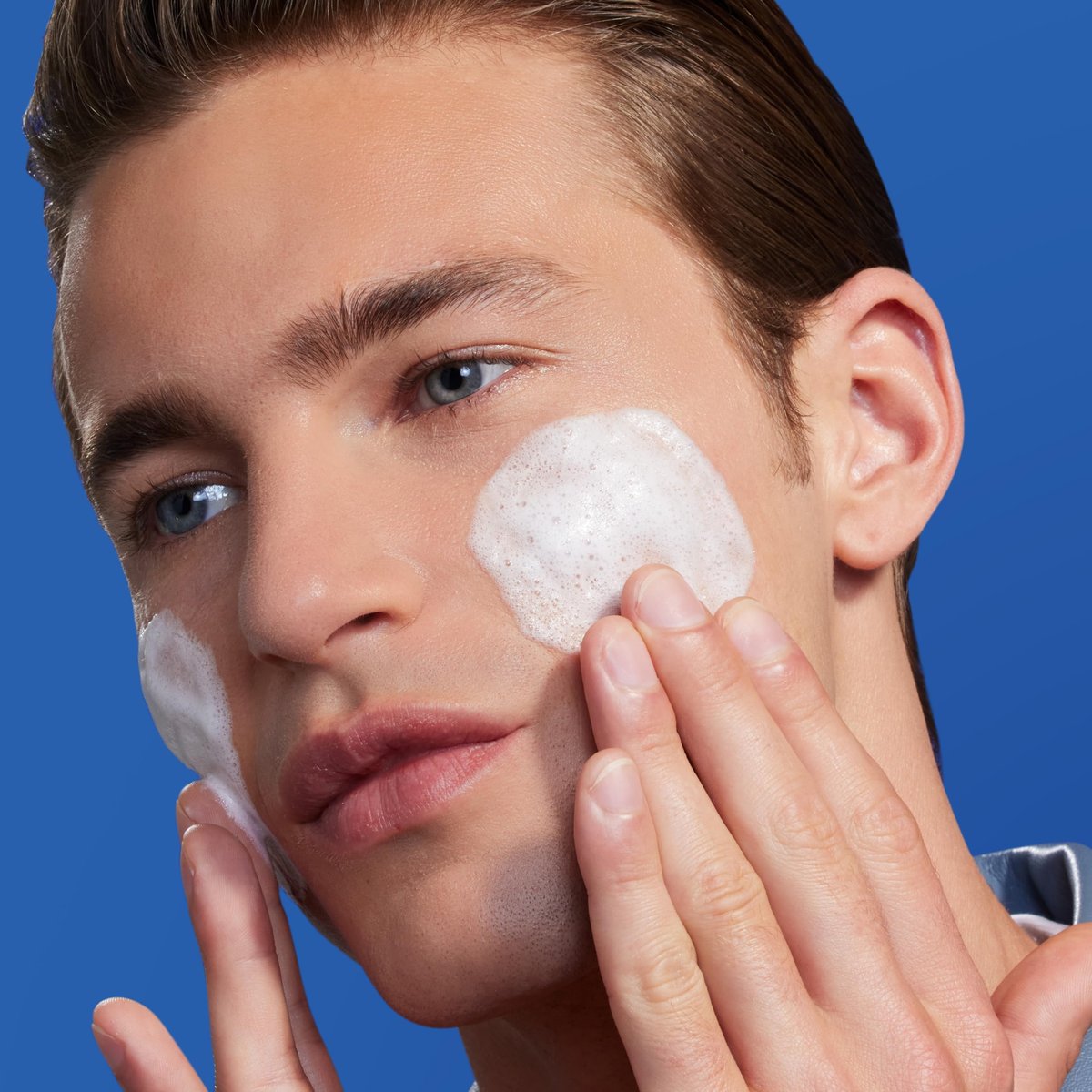 Biotherm Homme Aquapower Cleanser – Hydrating Face Wash for Oily & Dry Skin, 4.2 Fl Oz Avelisse
