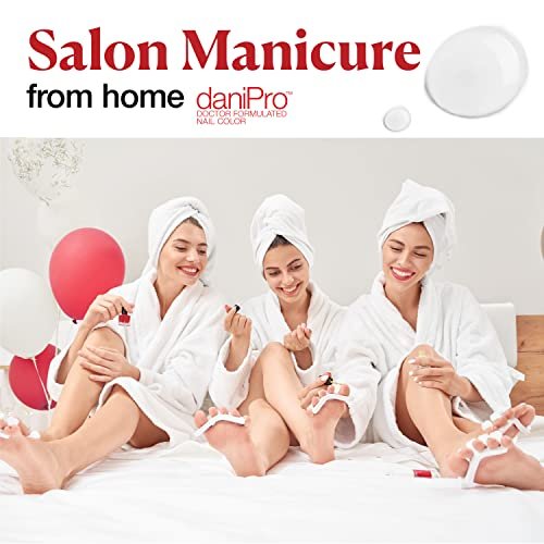 daniPro Doctor-Formulated Clear Base Coat Nail Polish – Strengthening Base Coat with Undecylenic Acid, Biotin & Vitamins for Healthier Nails (0.5 oz, Made in USA) Avelisse