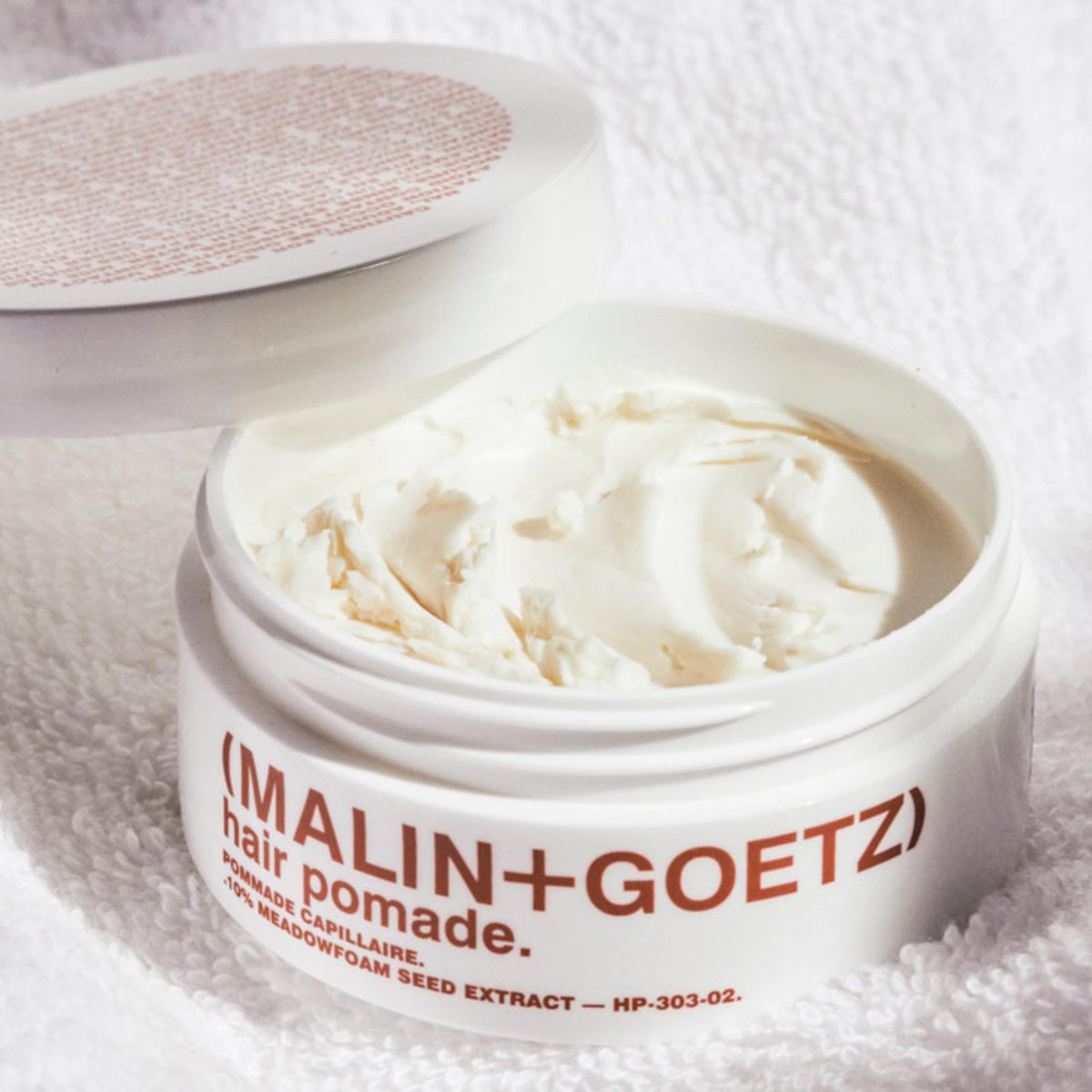 MALIN+GOETZ Hair Pomade – Firm Hold Styling for Volume, Shape & Texture – Beeswax, Meadowfoam, Cannabis & Soybean Oils – Tames Flyaways + Smooths Ends – Vegetarian & Cruelty-Free (2 oz) Avelisse