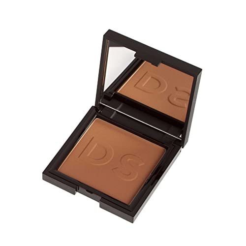 Daniel Sandler INSTANT TAN Wash-Off Face Powder Bronzer – Water-Resistant Matte Bronzing Powder for Natural Sun-Kissed Glow – Fair to Medium Skin – Portable Compact with Mirror - görsel 2