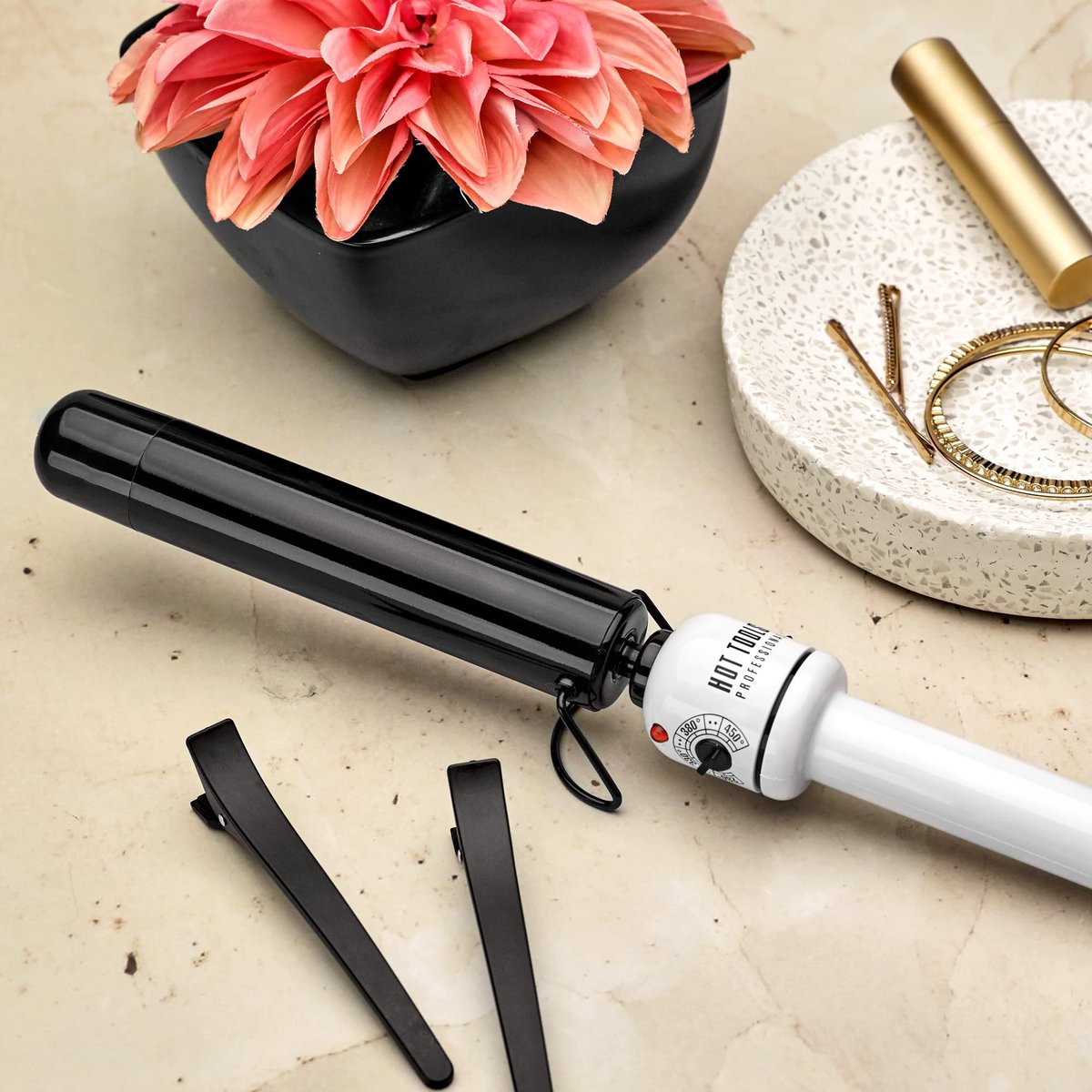 HOT TOOLS Pro Artist Nano Ceramic Curling Wand | 1-1/4 Inch Barrel for Smooth, Shiny Curls Avelisse