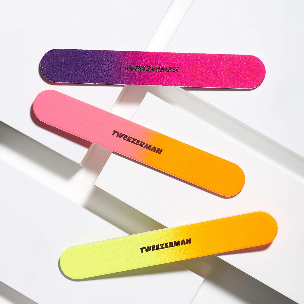 Tweezerman Neon Hot Nail Filemates - 3 Count Emery Nail Files for Natural and Acrylic Nails - görsel 3