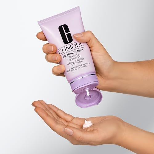 Clinique All About Clean Foaming Face Wash for Very Dry to Dry Combination Skin, 5 Fl Oz - Gentle Cleanser with Hyaluronic Acid & Glycerin - görsel 8