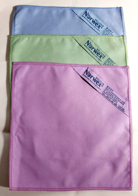 Norwex Suede Makeup Remover Face Cloth Set (3-Pack) – Blue, Purple, Green Avelisse