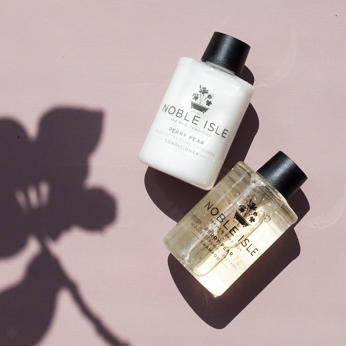 Noble Isle Travel Trio Gift Set – Luxury Miniatures for On-the-Go - görsel 15