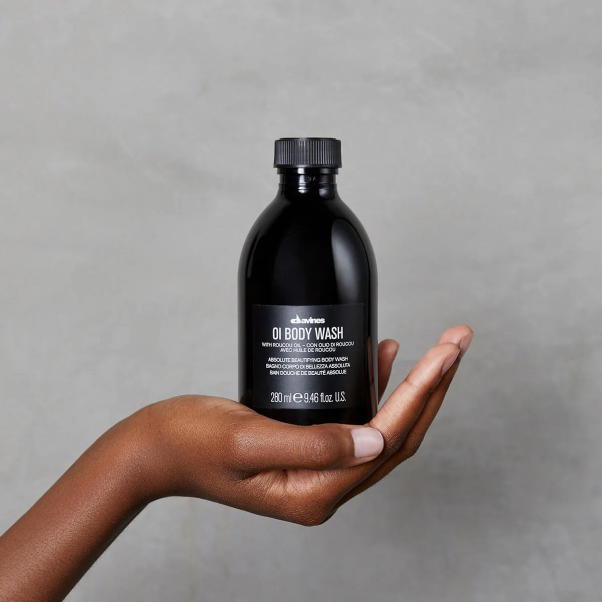 Davines OI Body Wash - Gently Cleansing & Moisturizing Body Wash with Antioxidant Roucou Oil, 9.47 Fl Oz Avelisse