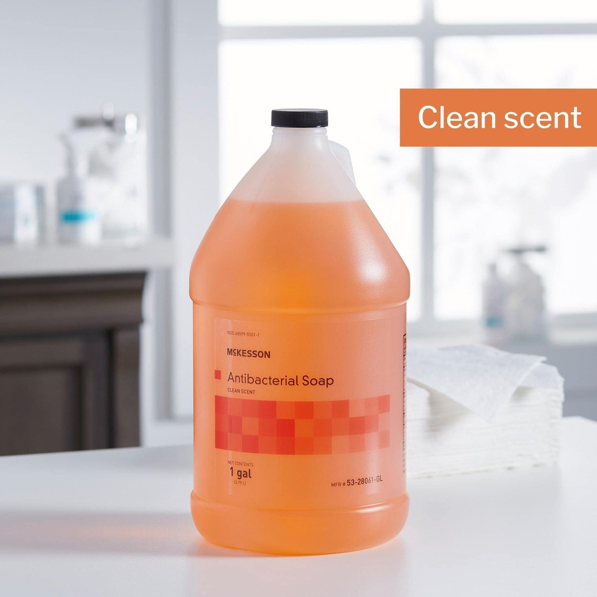 McKesson Antibacterial Liquid Hand Soap, 1 Gallon Refill, Clean Scent Avelisse