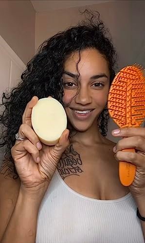 Tree Naturals Green Tea & Coconut Conditioner Bar – Moisturizing & Detangling Solid Conditioner for Curly, Coily & Kinky Hair, Sulfate-Free, Vegan, Plastic-Free, Travel-Friendly, 4 oz - görsel 6