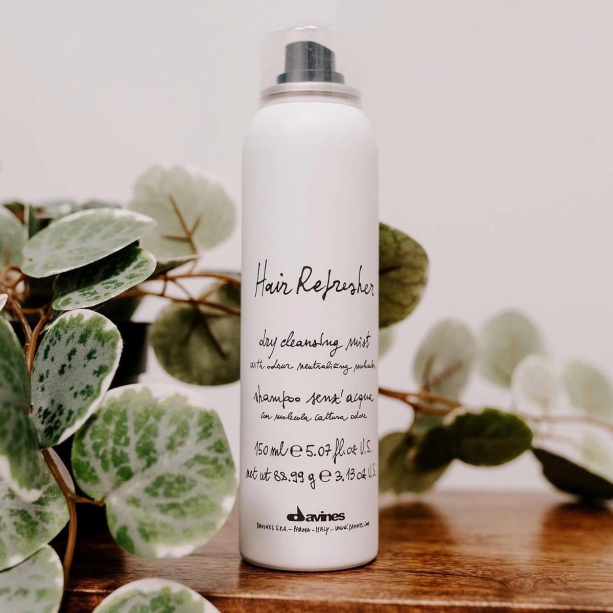 Davines Hair Refresher Dry Shampoo, Oil-Absorbing Volumizing Spray, Rice Starch Formula, No White Residue, 5.07 Fl Oz Avelisse