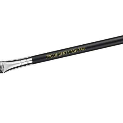 Bdellium Tools Professional Maestro Series 730 Bent Mascara Fan Brush - Soft Synthetic Fibers for Flawless Mascara Application (Black, 1pc)