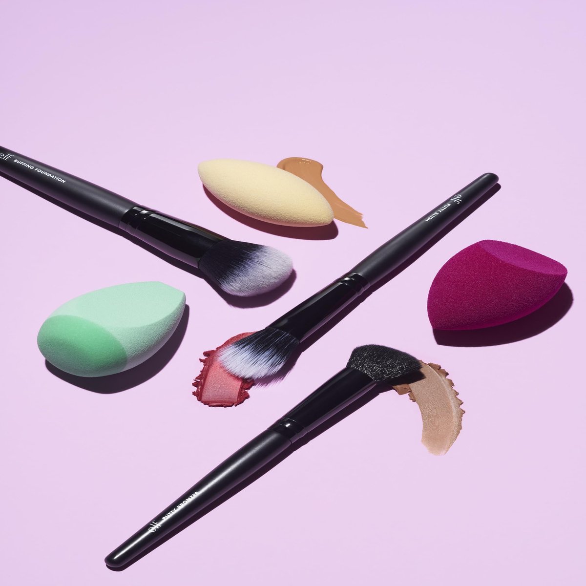 e.l.f. Buffing Foundation Brush - Tapered Synthetic Makeup Brush for Seamless, Even Coverage | Vegan & Cruelty-Free - görsel 5