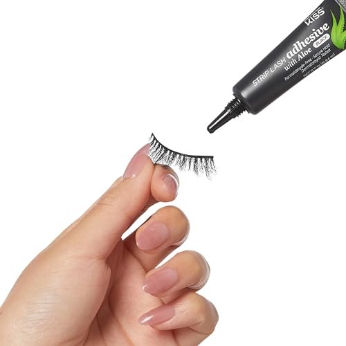 KISS Black Strip Lash Adhesive with Aloe – Secure Hold, Latex-Based, Dermatologist Tested, 0.24 oz - görsel 12