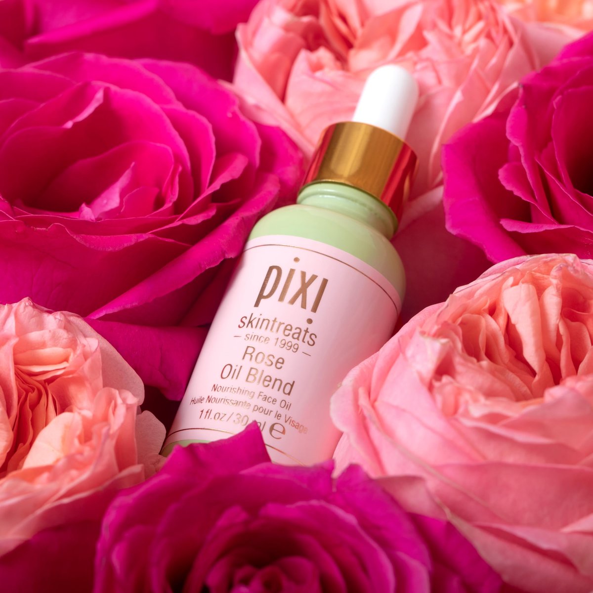 Pixi Beauty Rose Oil Blend | Nourishing Botanical Facial Serum | Youth-Preserving Oil for Radiant Skin | 1.01 Fl Oz Avelisse