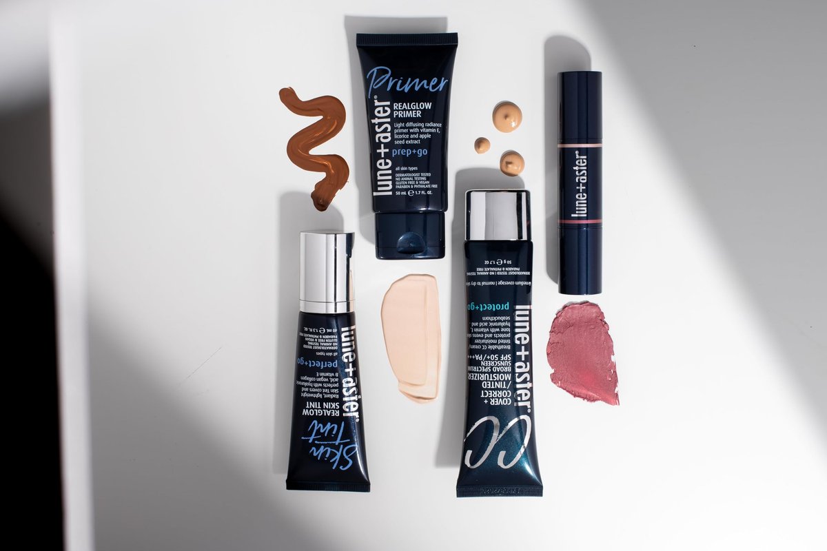 Lune+Aster RealGlow Primer - Sheer Illuminating Primer for Radiant Skin | Vitamin E & Licorice Extract | Vegan, Gluten-Free | Made in USA - 1.7 Fl Oz Avelisse