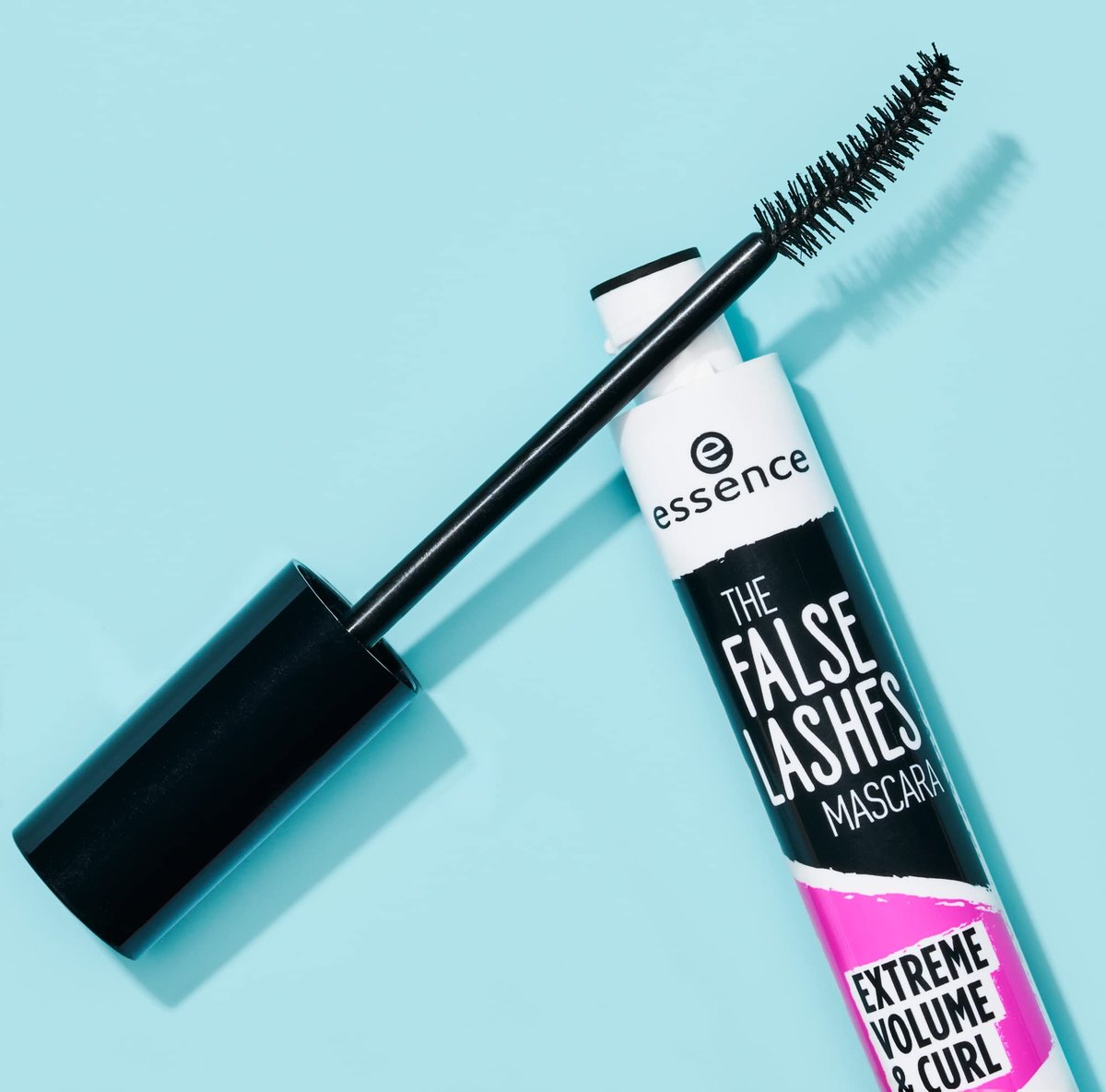 Essence The False Lashes Mascara Extreme Volume and Curl - Vegan & Paraben Free - Black, 0.33 Fl Oz - görsel 5