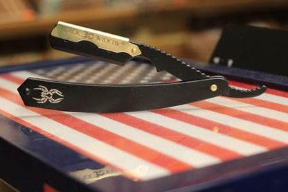 Black Widow Professional Straight Razor – Matte Black & 24K Gold Plated Finish, Stainless Steel Shavette for Men, Swing Lock Grip, Includes 10 Blades Avelisse