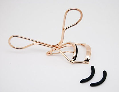 Professional Metal Eyelash Curler with 2 Replacement Silicone Pads – Pinch-Free, Pain-Free Lash Curler for All Eye Shapes (Gold, 3-Piece Set)