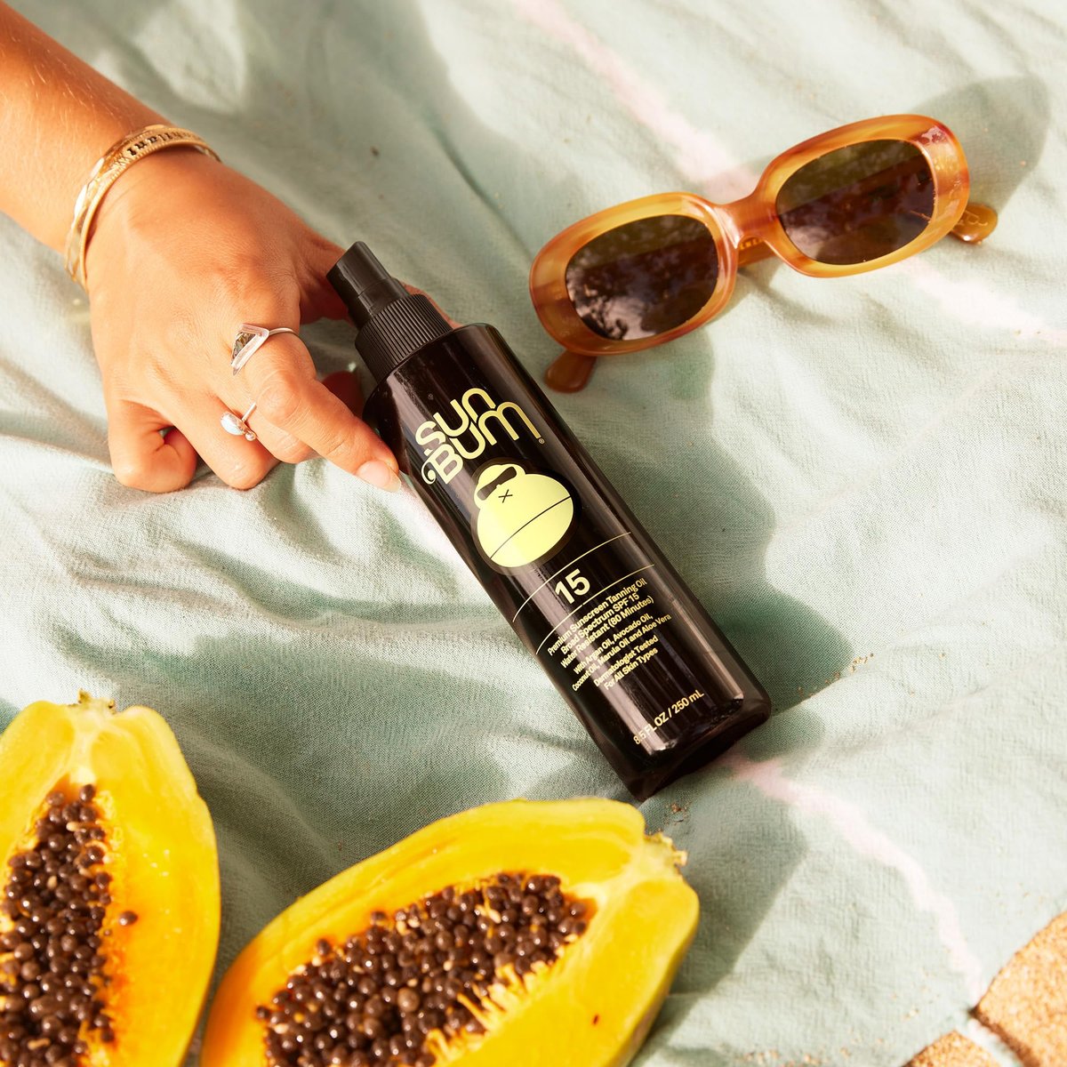 Sun Bum SPF 15 Moisturizing Tanning Oil - Vegan, Reef Friendly, Broad Spectrum UVA/UVB Protection, 8.5 oz Avelisse