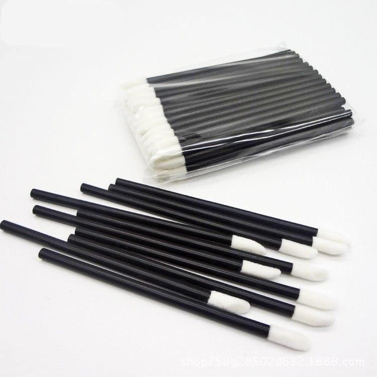200-Piece Disposable Lip Brushes Set – GoWorth Nylon Lip Gloss Wands for Precision Makeup Application - görsel 2