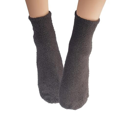 Earth Therapeutics Aloe Socks – Infused with Aloe Vera & Vitamin E for Dry Feet, Cracked Heels, Calluses – Grey/Confetti (2 Pairs) Avelisse