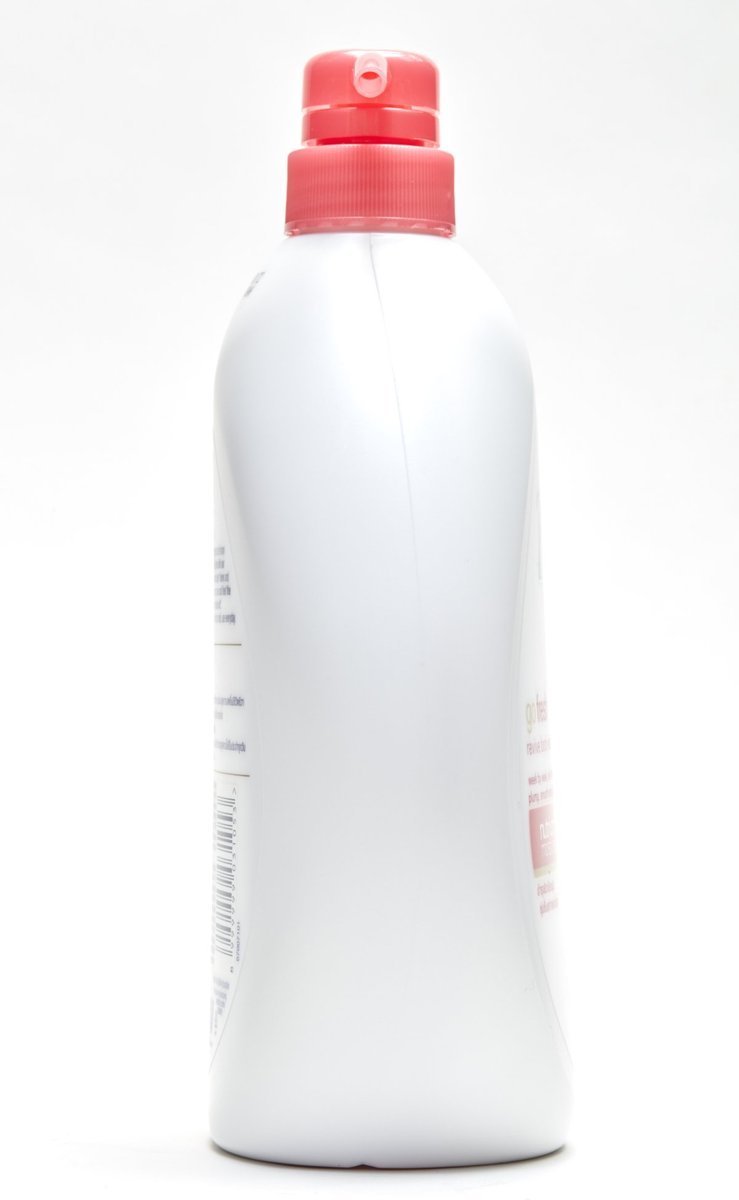 Dove Go Fresh Revive Body Wash with Pomegranate and Lemon Verbena Scent, 33.8 oz (1 Liter) Avelisse