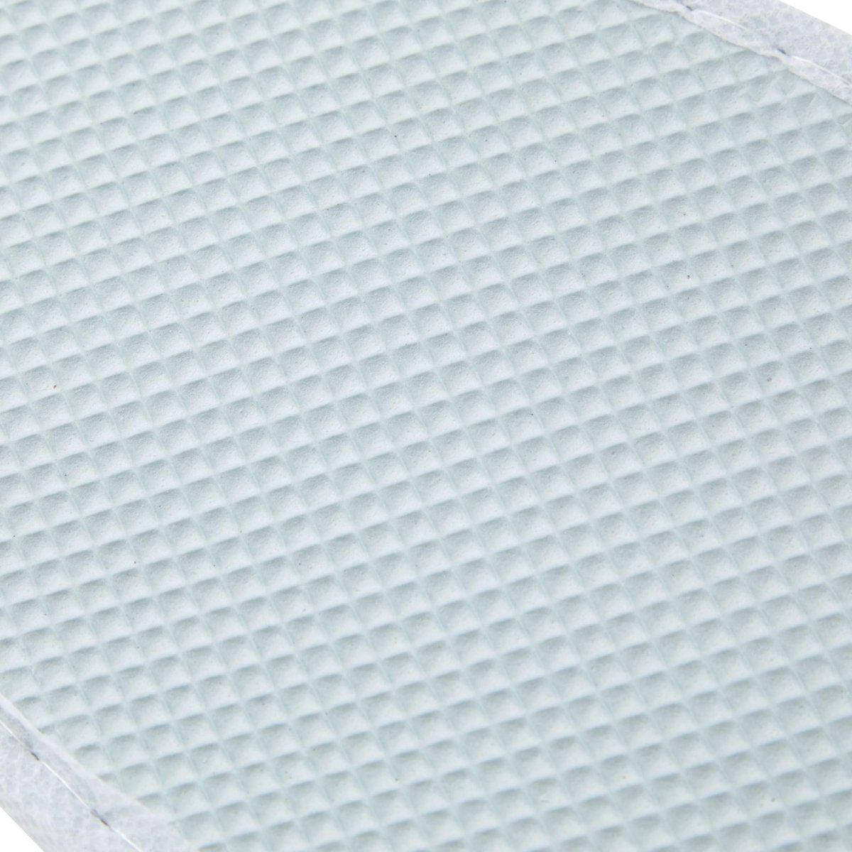 Juvale Disposable Slippers for Guests - Individually Wrapped Spa & Hotel Slippers - Slip-Resistant Shoes - Travel-Friendly Disposable Shoes - Medium (Men’s US 10/Women’s US 11) White - Pack of 24 Avelisse