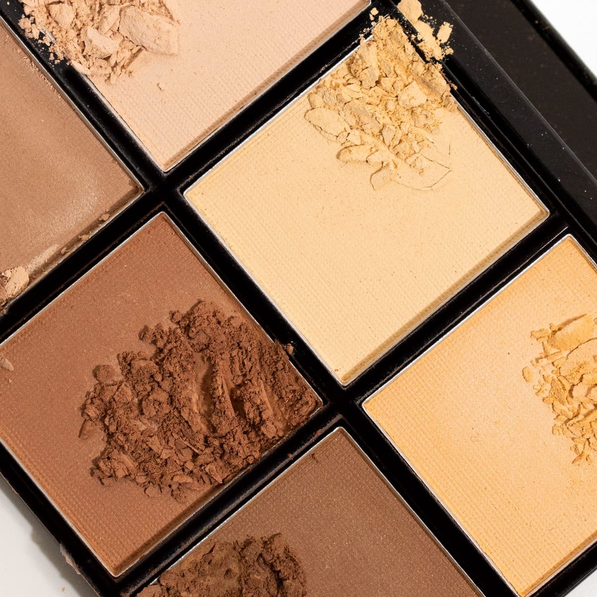 Palladio Definer Contour and Highlight Palette – 6 Shades for Sculpting & Luminizing, Blendable Satin Finish, Compact with Mirror Avelisse